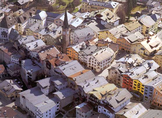Bild: Luftaufnahme von Kitzbühel